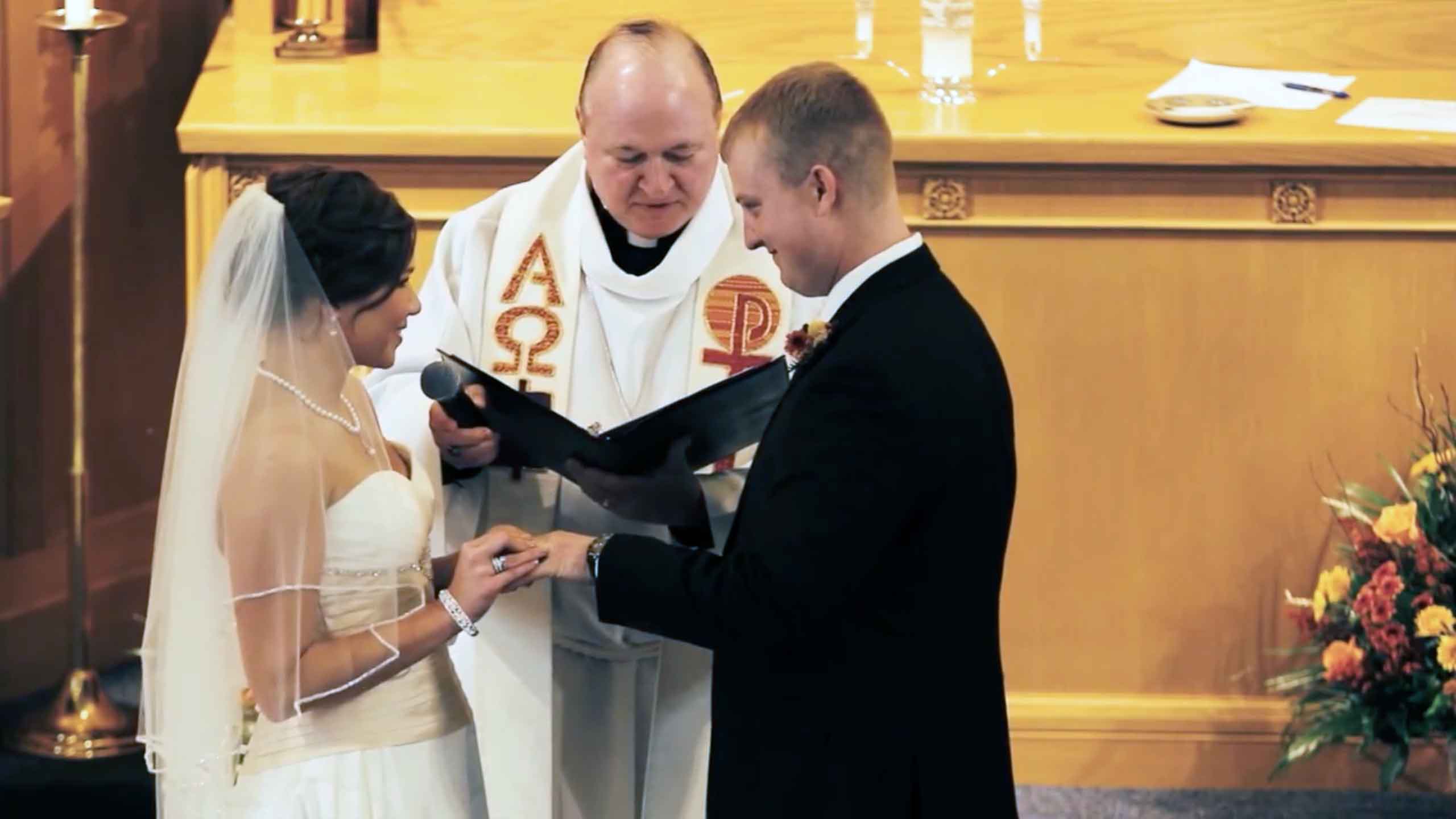 Join us as we celebrate a memorable wedding in LaPorte Indiana filled with fun, love, and amazing Thanksgiving-inspired cuisine.