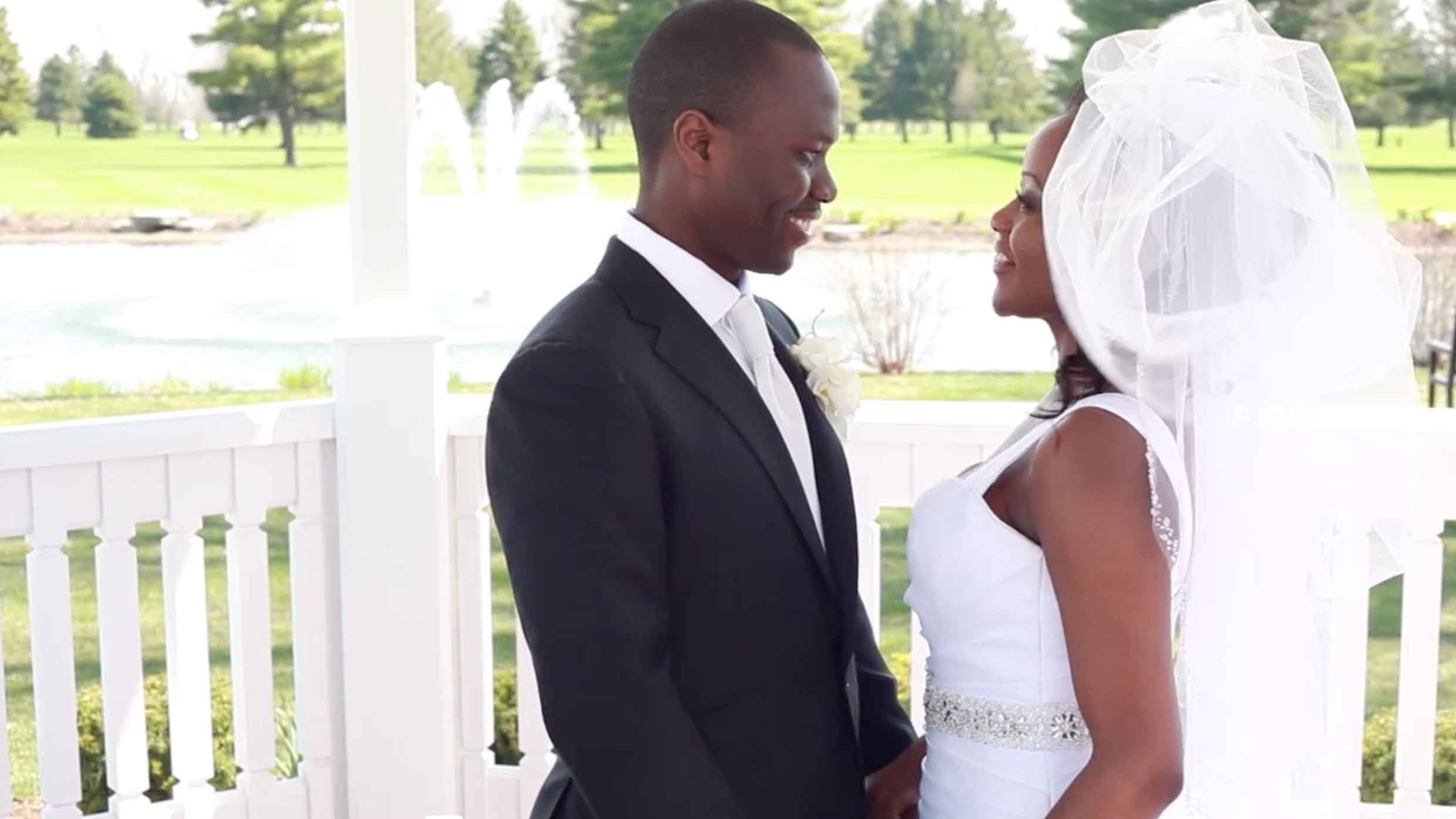 Enjoy the beauty of Swan Lake Resort for your wedding. Experience an emotional ceremony and vibrant celebrations.